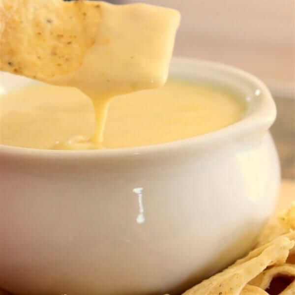 MEXICAN RESTAURANT STYLE WHITE CHEESE (QUESO) DIP